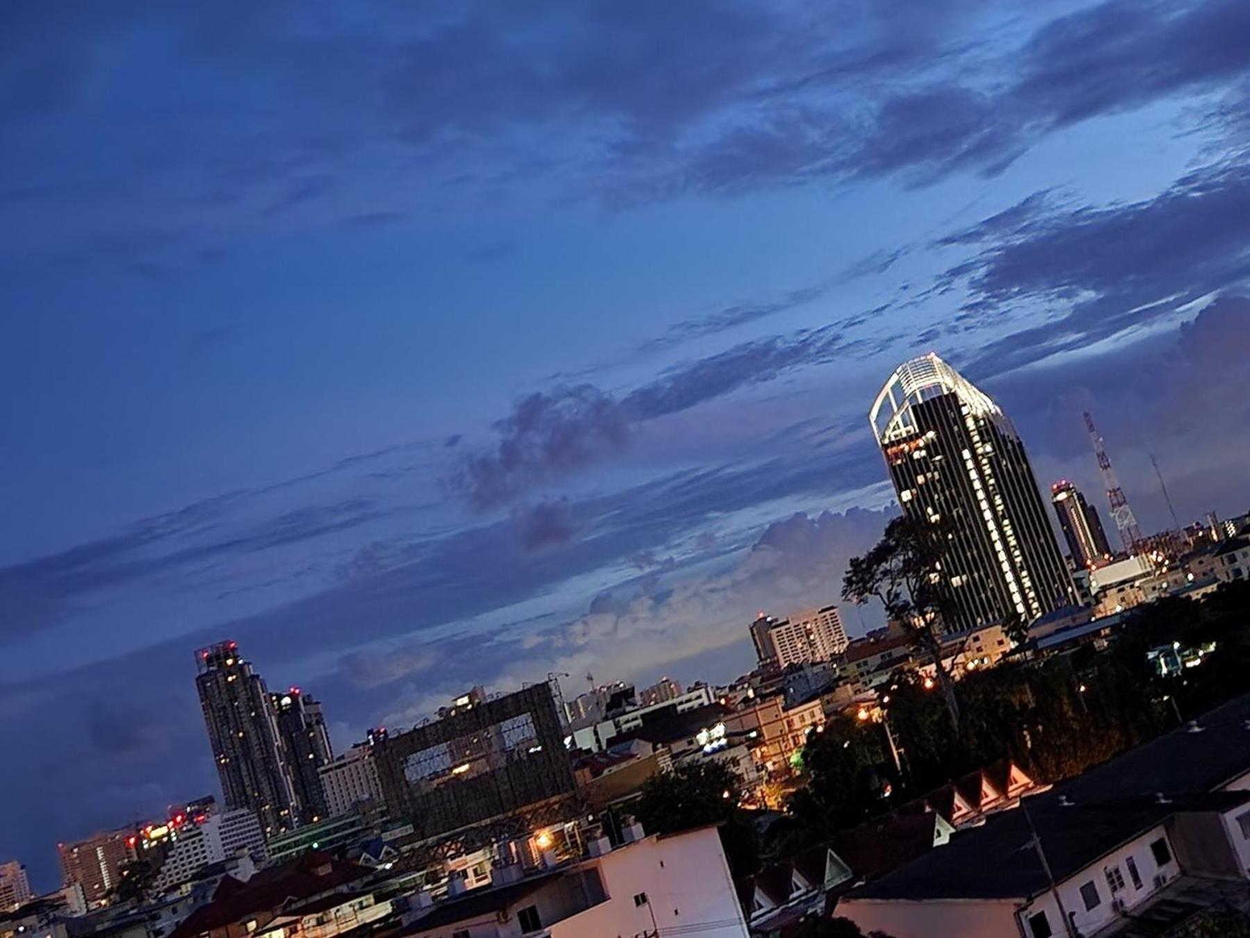 City Center Residentes Ccr Pattaya Y Dış mekan fotoğraf